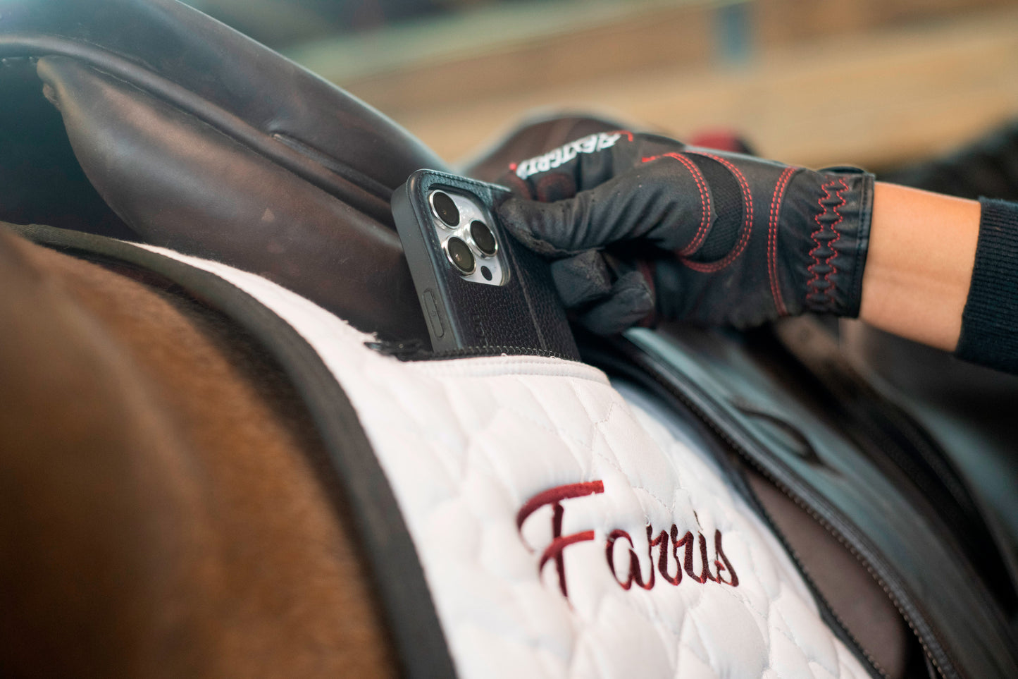 Farris Equestrian - Most innovative english Saddle Pad